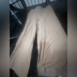 ✨Lululemon Athletica‎ Wide Leg Tan Pants